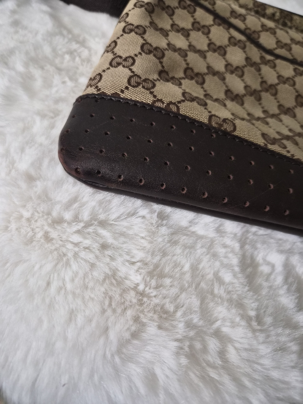 PROJECT... Gucci Beige/Brown Monogram Crossbody Bag - Picture 5 of 16